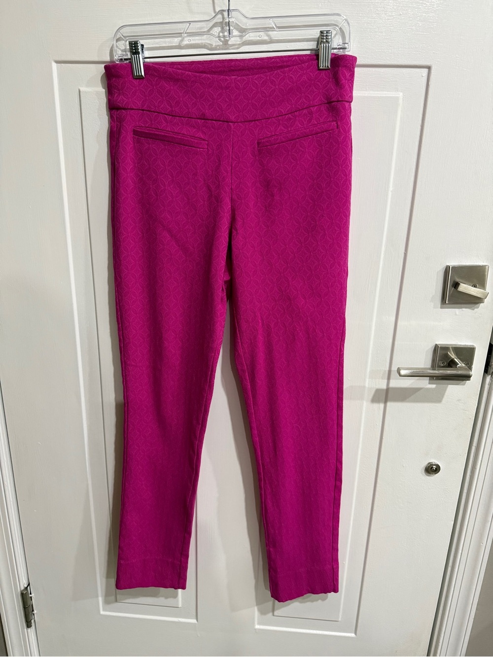 crown & ivy Slim Ankle Pull-On Pants in Hot Pink